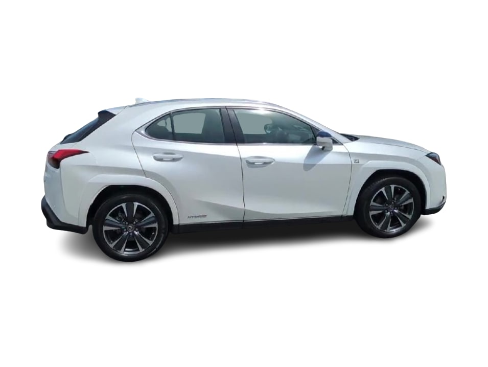 Thumbnail: 2022 Lexus UX - 24