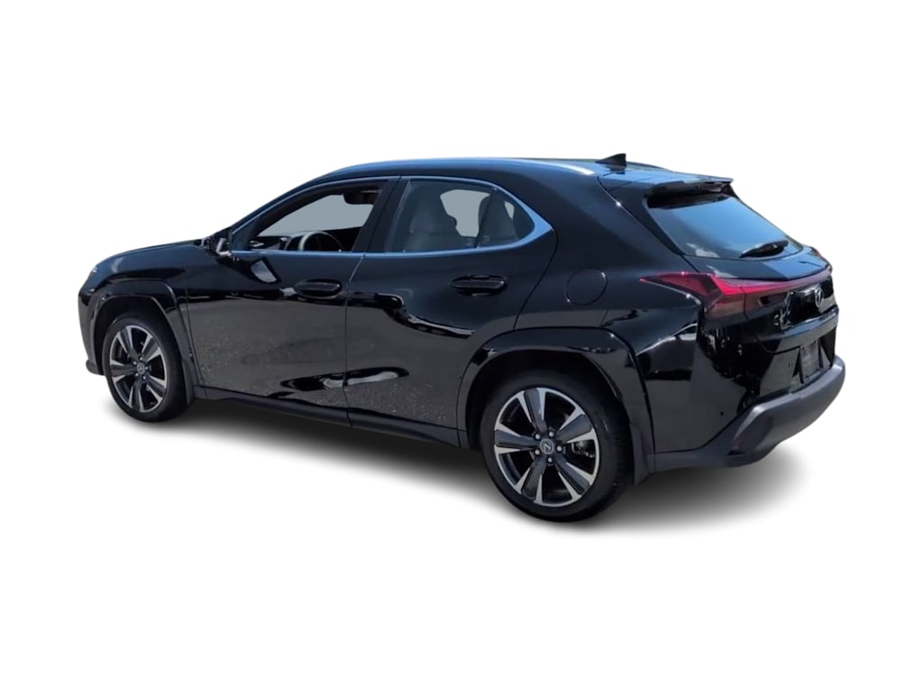 Thumbnail: 2024 Lexus UX - 4