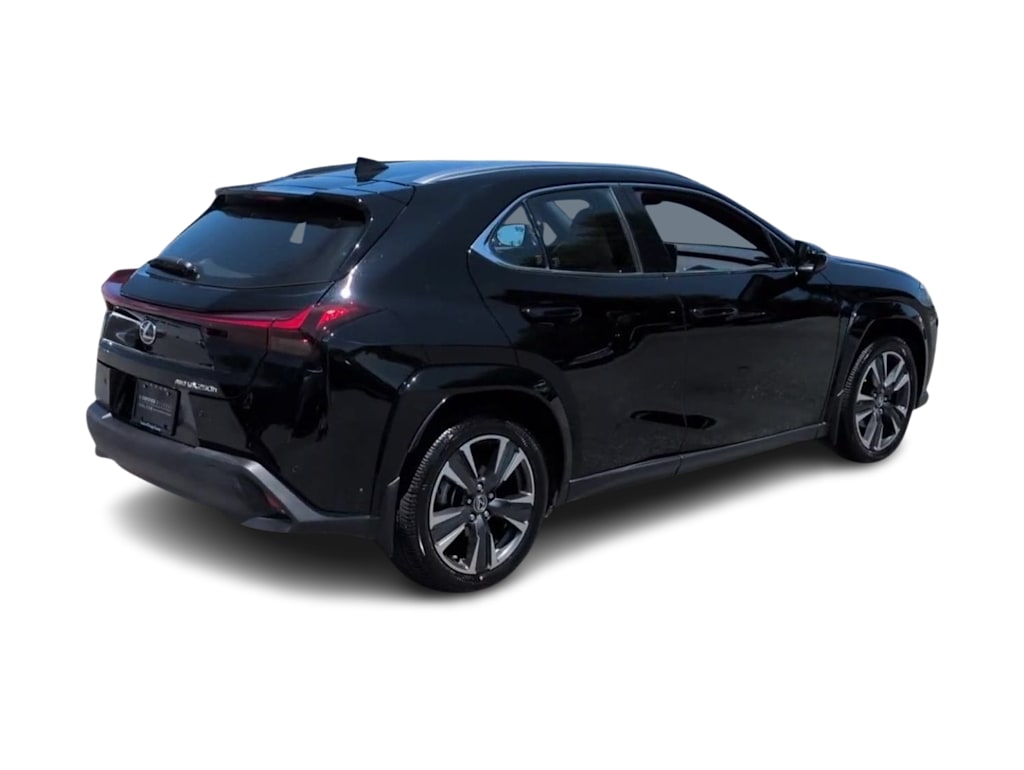 Thumbnail: 2024 Lexus UX - 23