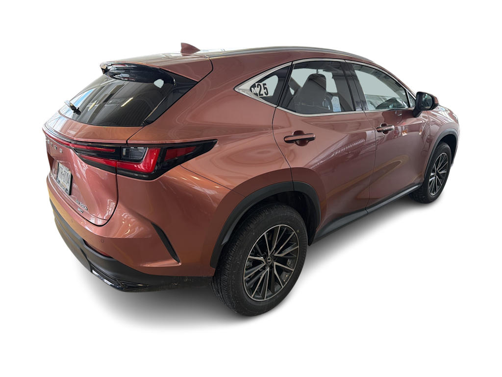 Thumbnail: 2025 Lexus ES - 12