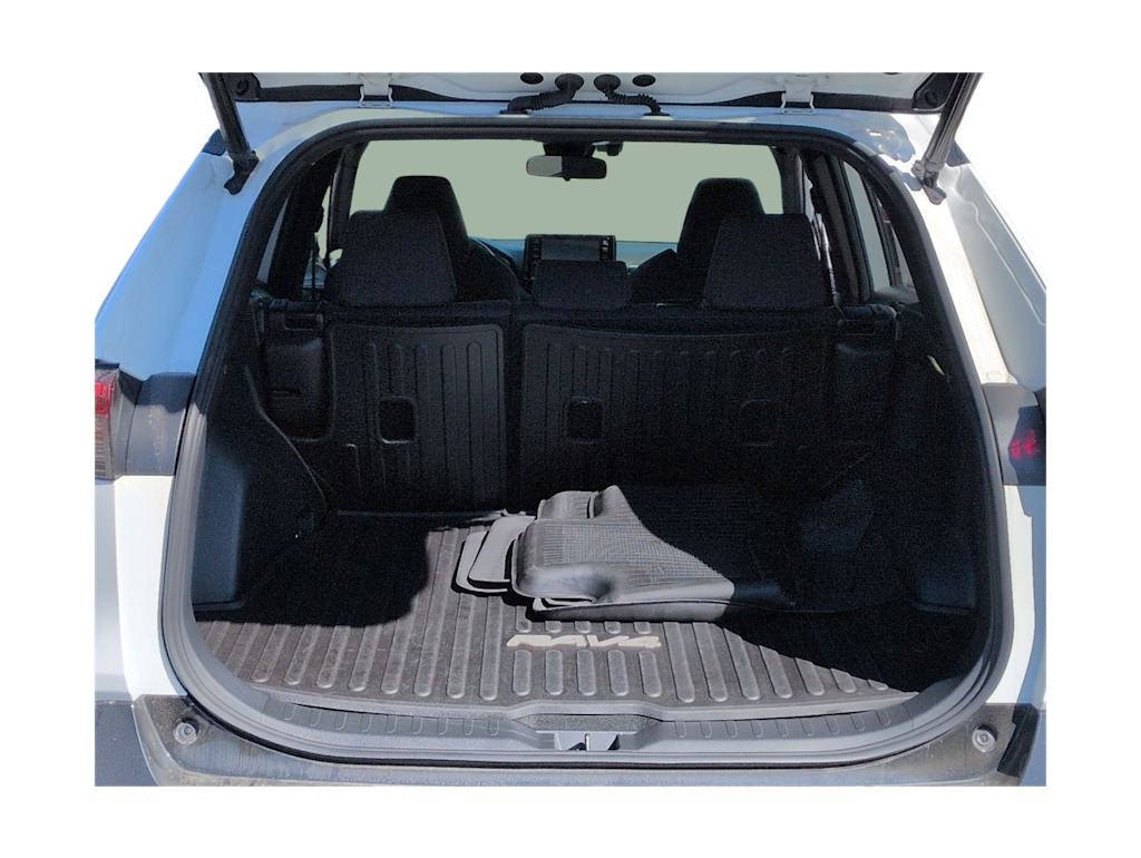 Thumbnail: 2022 Toyota RAV4 - 17