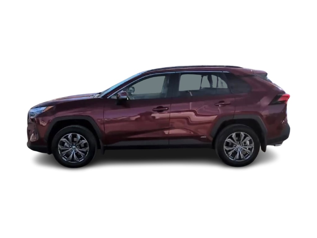 Thumbnail: 2022 Toyota RAV4 - 3