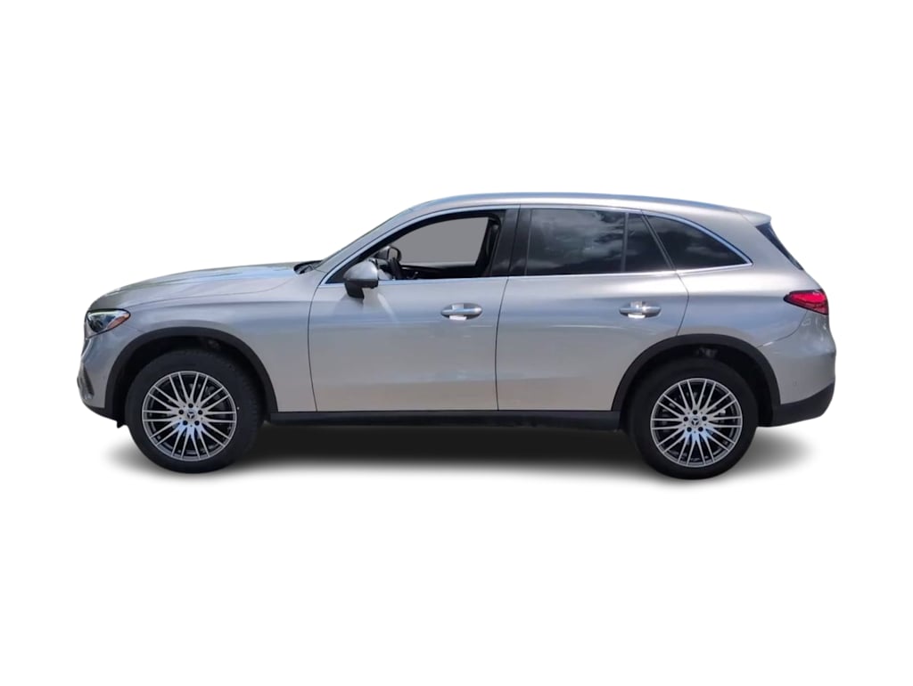 Thumbnail: 2023 Mercedes-Benz GLC - 21