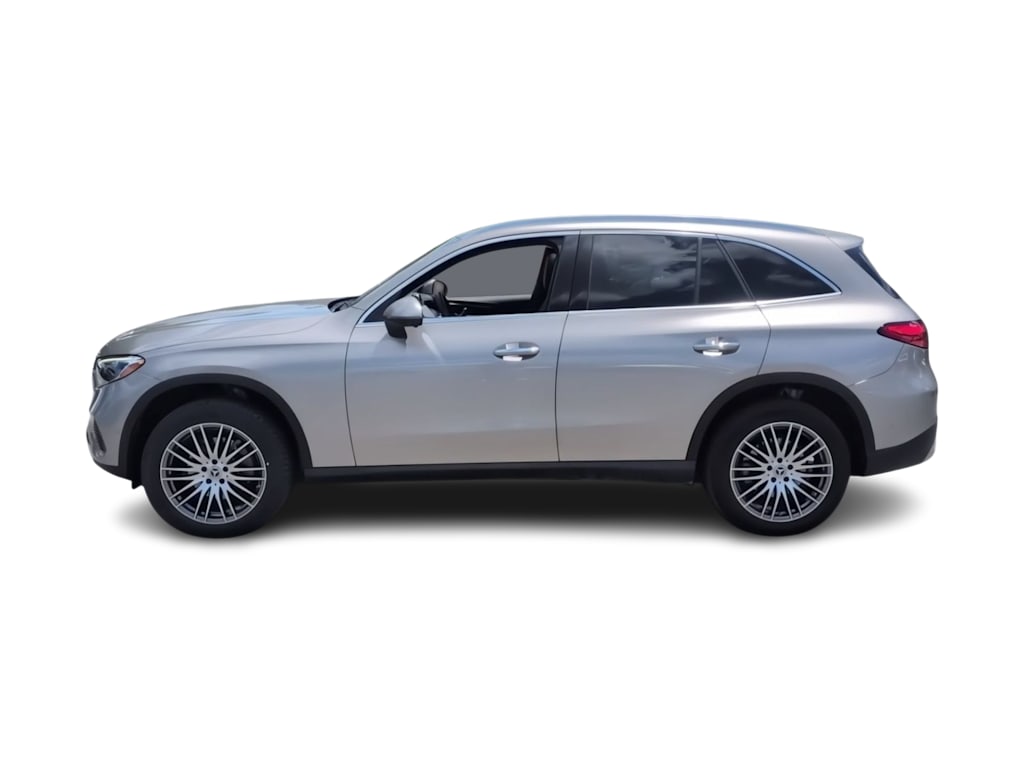 Thumbnail: 2023 Mercedes-Benz GLC - 21