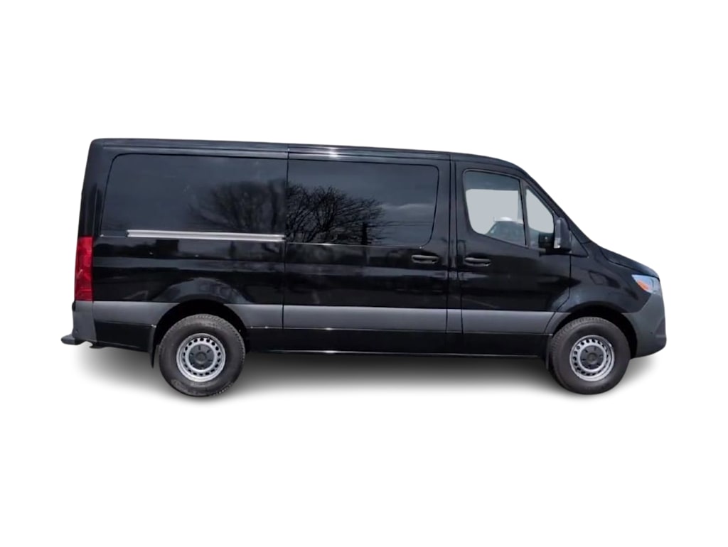 Thumbnail: 2023 Mercedes-Benz Sprinter - 21