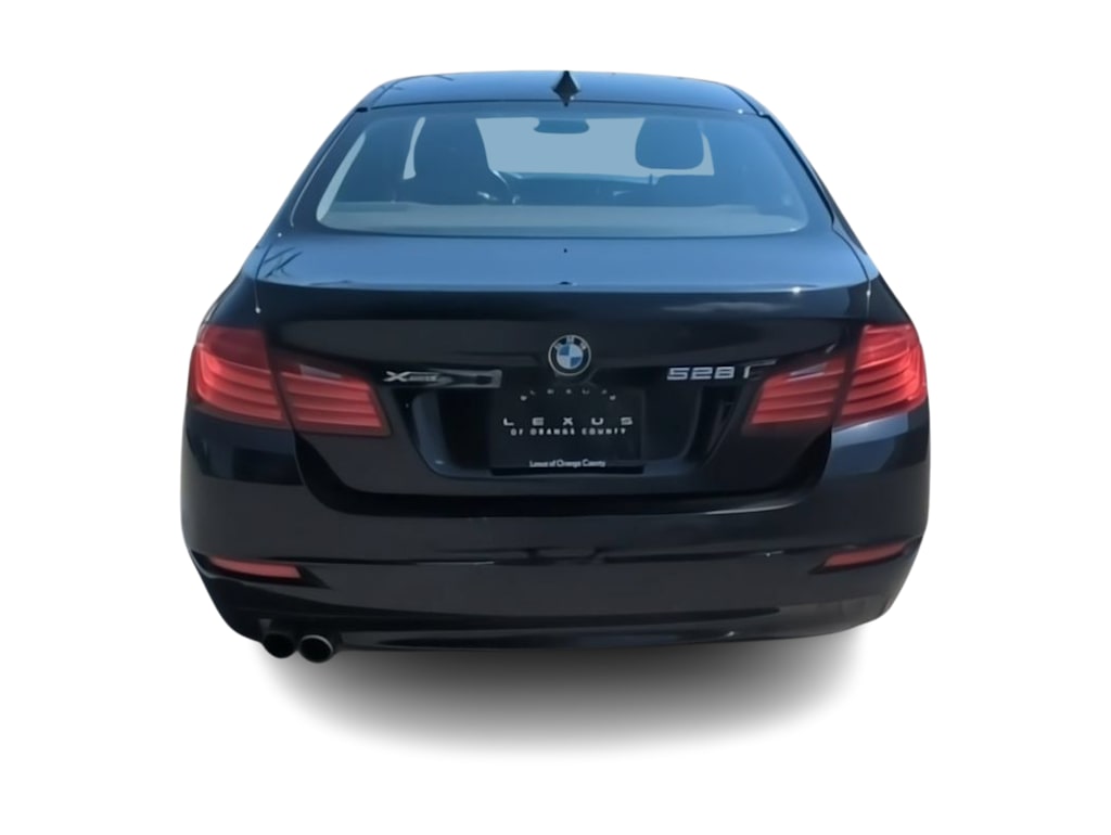 Thumbnail: 2015 BMW 5 Series - 5