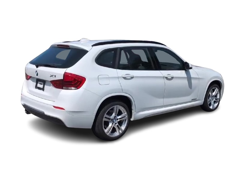 Thumbnail: 2015 BMW X1 - 23