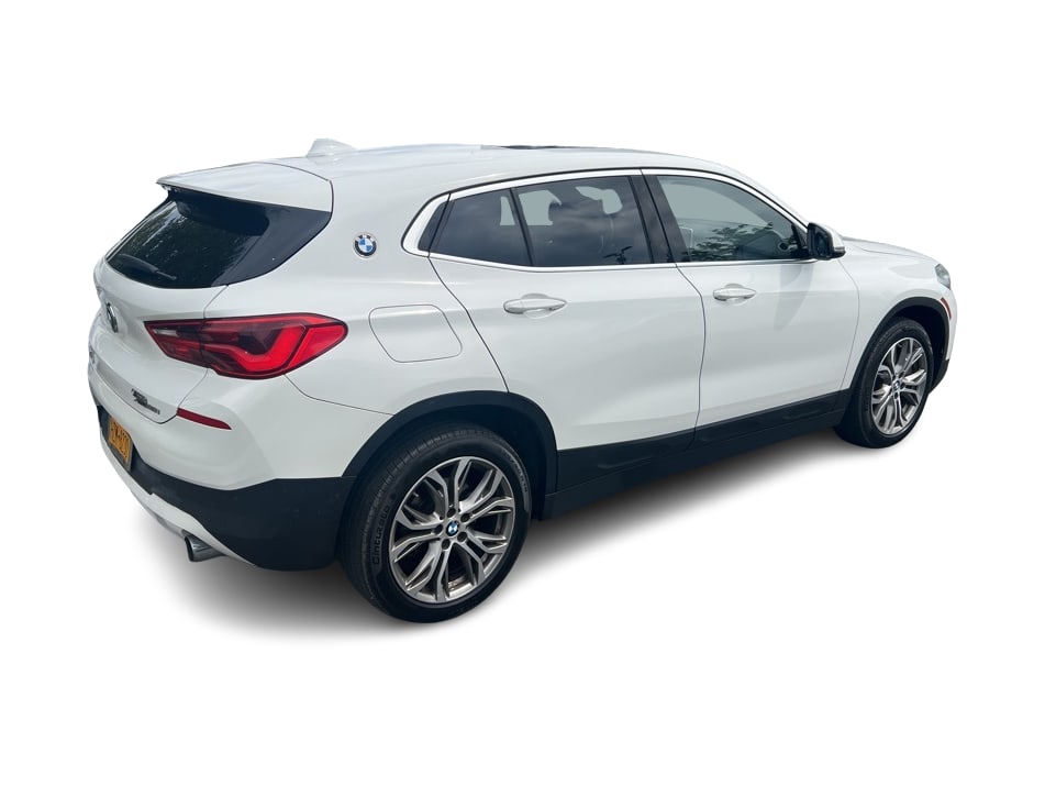 Thumbnail: 2018 BMW X2 - 9