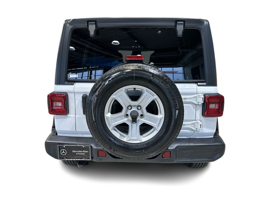 Thumbnail: 2021 Jeep Wrangler - 29