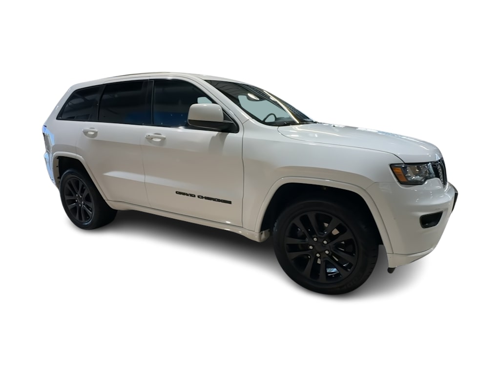 Thumbnail: 2019 Jeep Grand Cherokee - 18