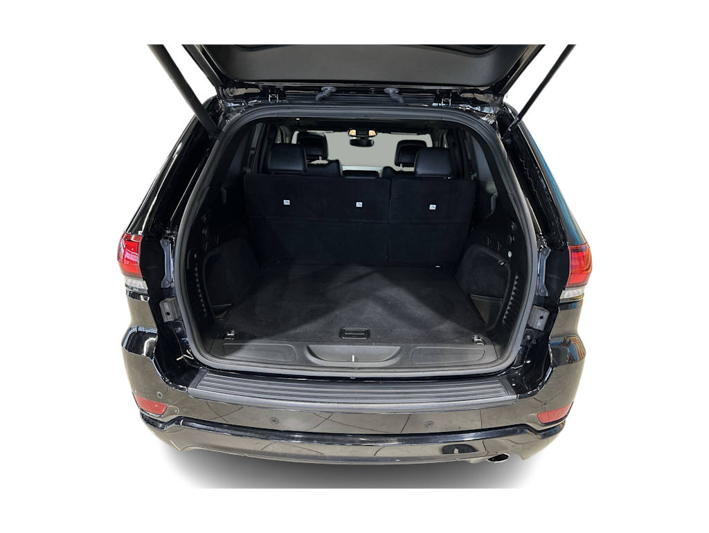 Thumbnail: 2020 Jeep Grand Cherokee - 16