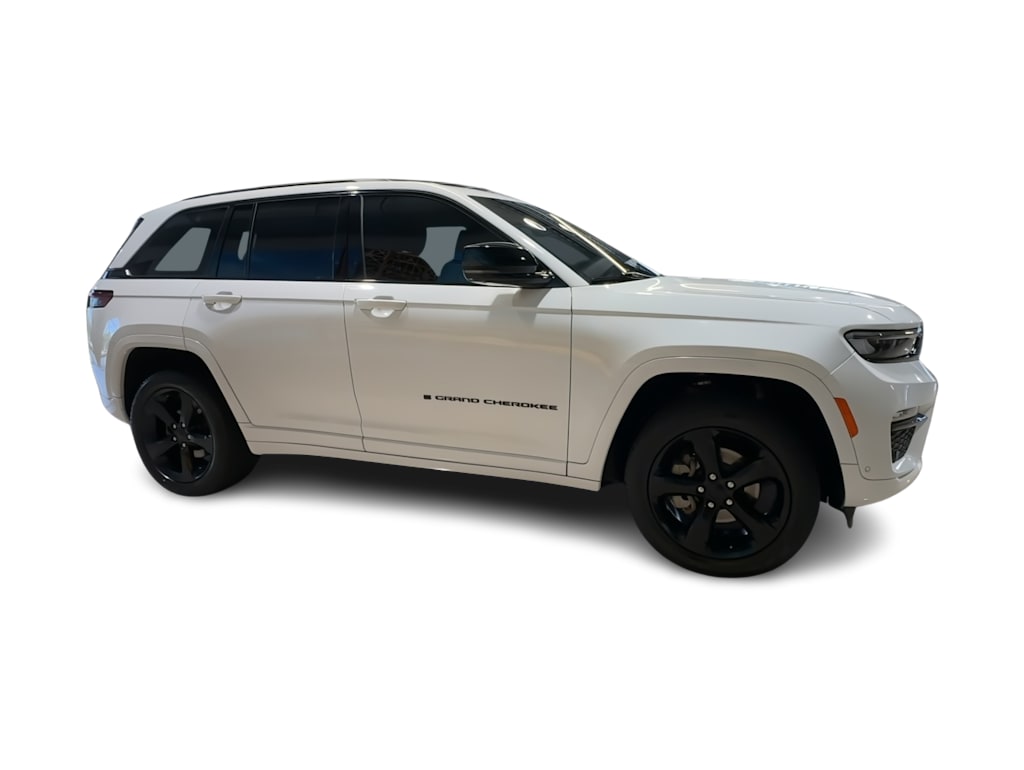 Thumbnail: 2024 Jeep Grand Cherokee - 29