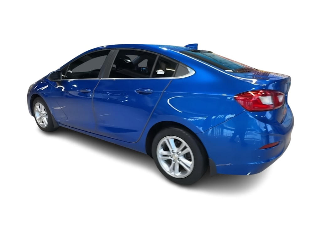 Thumbnail: 2017 Chevrolet Cruze - 4