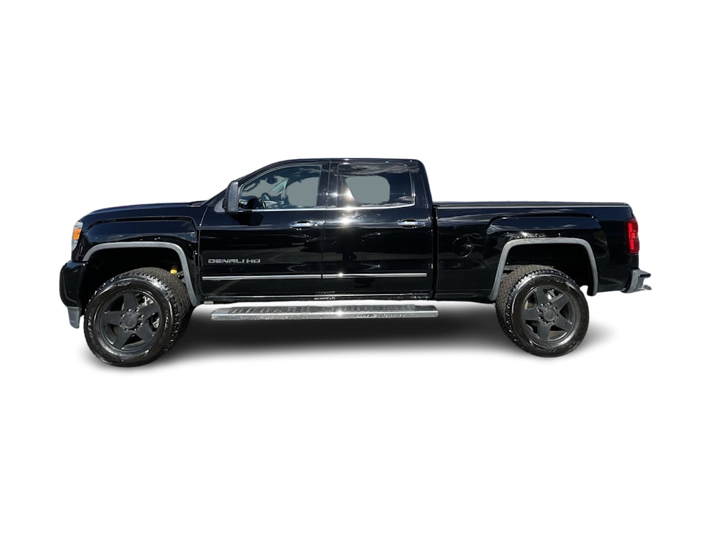 2015 GMC Sierra 2500 Denali 26