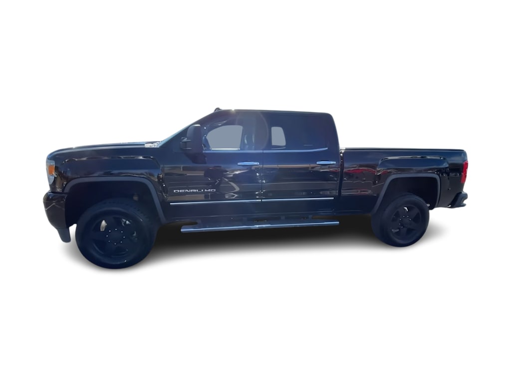 2015 GMC Sierra 2500 Denali 21