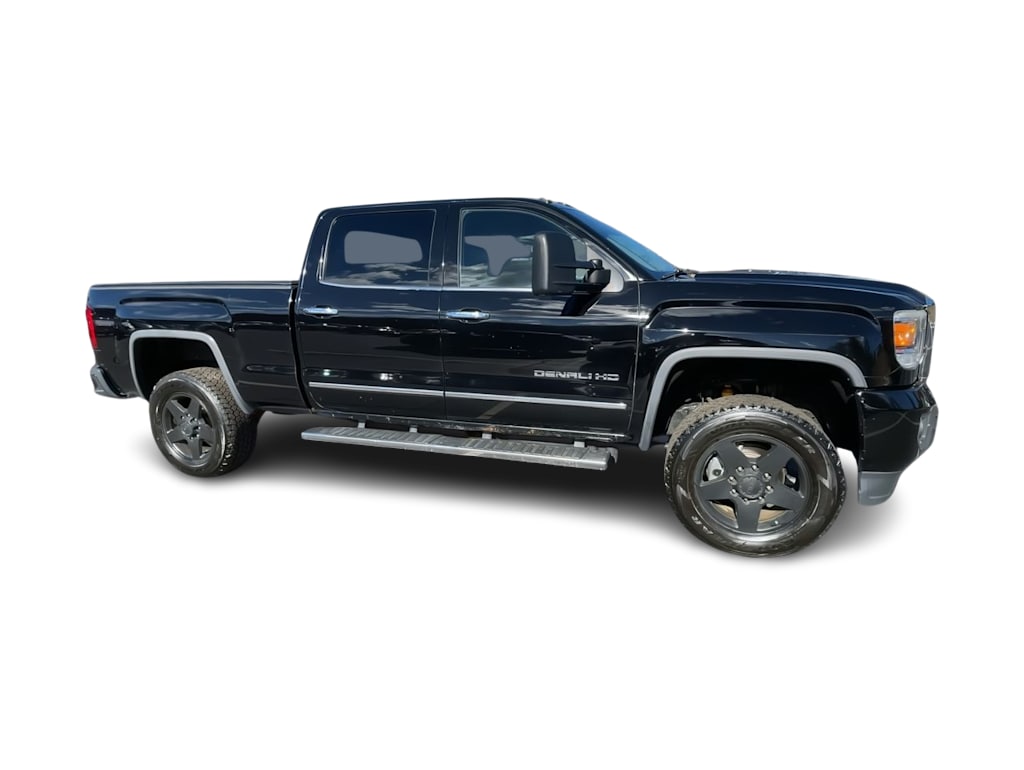 2015 GMC Sierra 2500 Denali 18