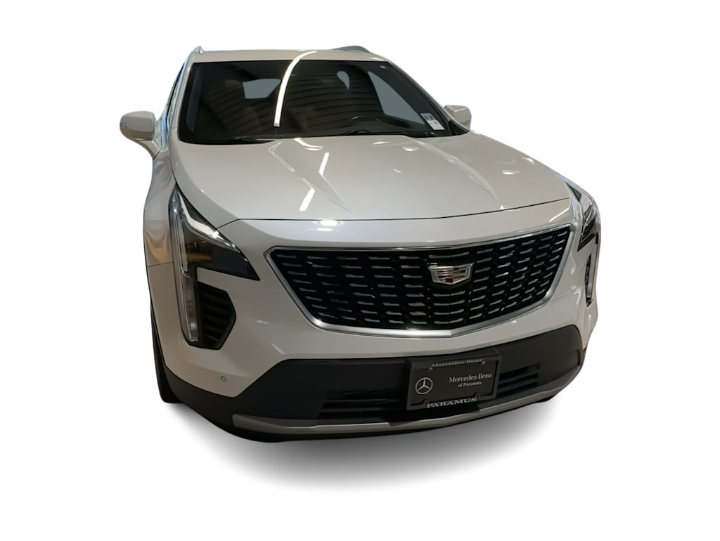 Thumbnail: 2023 Cadillac XT4 - 6