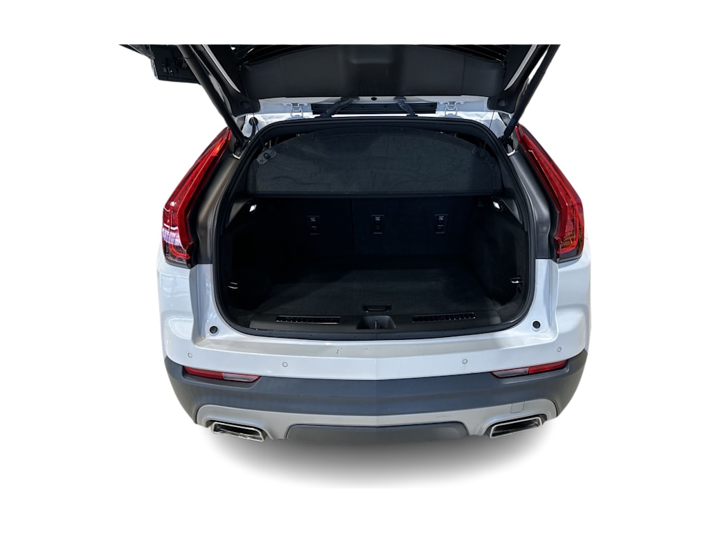 Thumbnail: 2023 Cadillac XT4 - 16