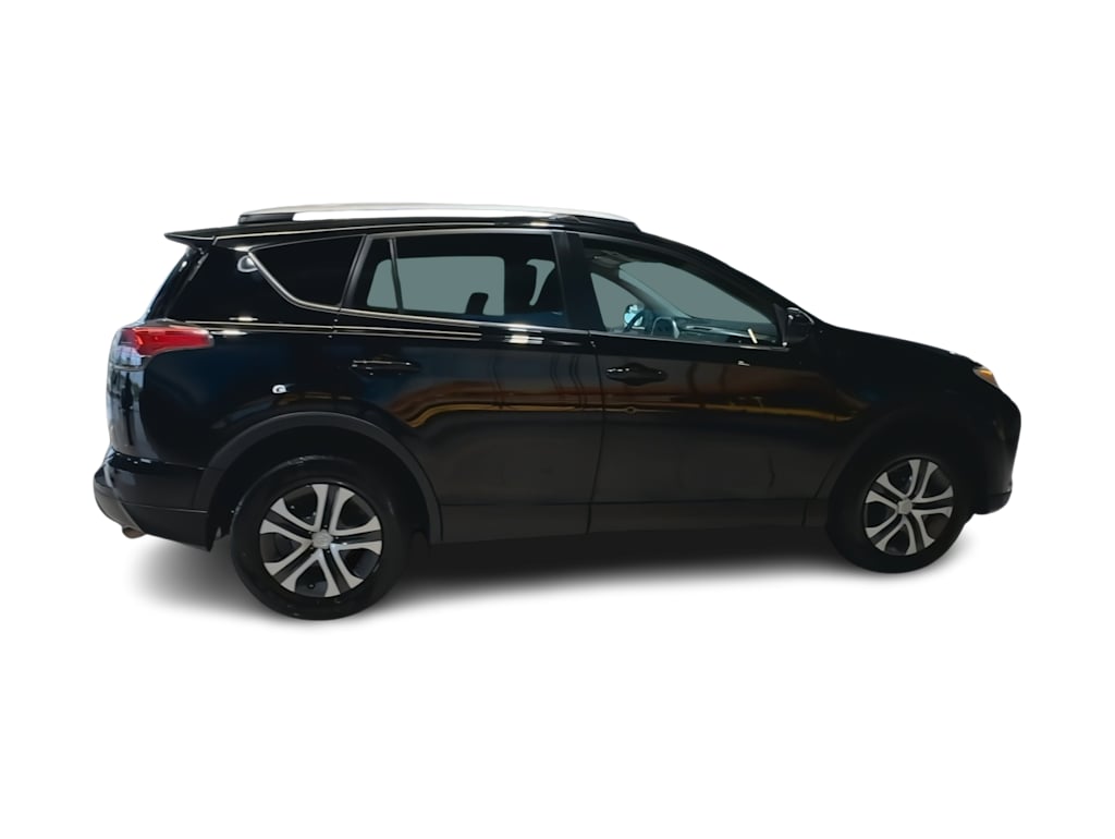 Thumbnail: 2016 Toyota RAV4 - 20