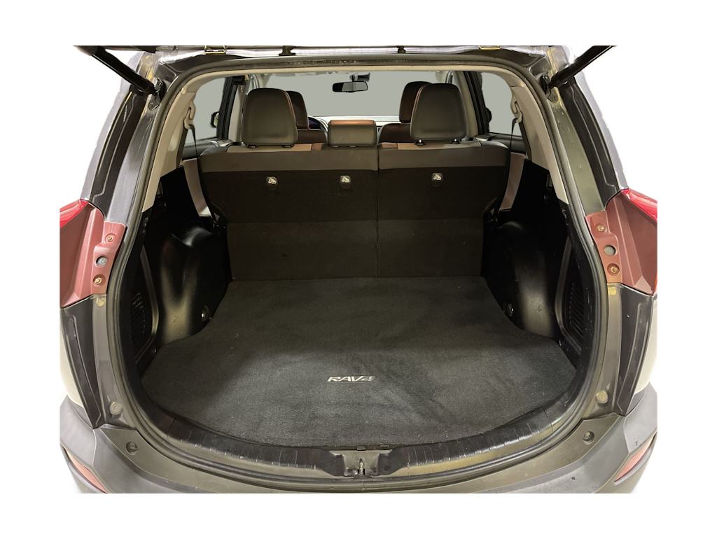 Thumbnail: 2015 Toyota RAV4 - 16