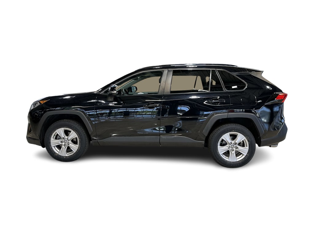 Thumbnail: 2021 Toyota RAV4 - 27