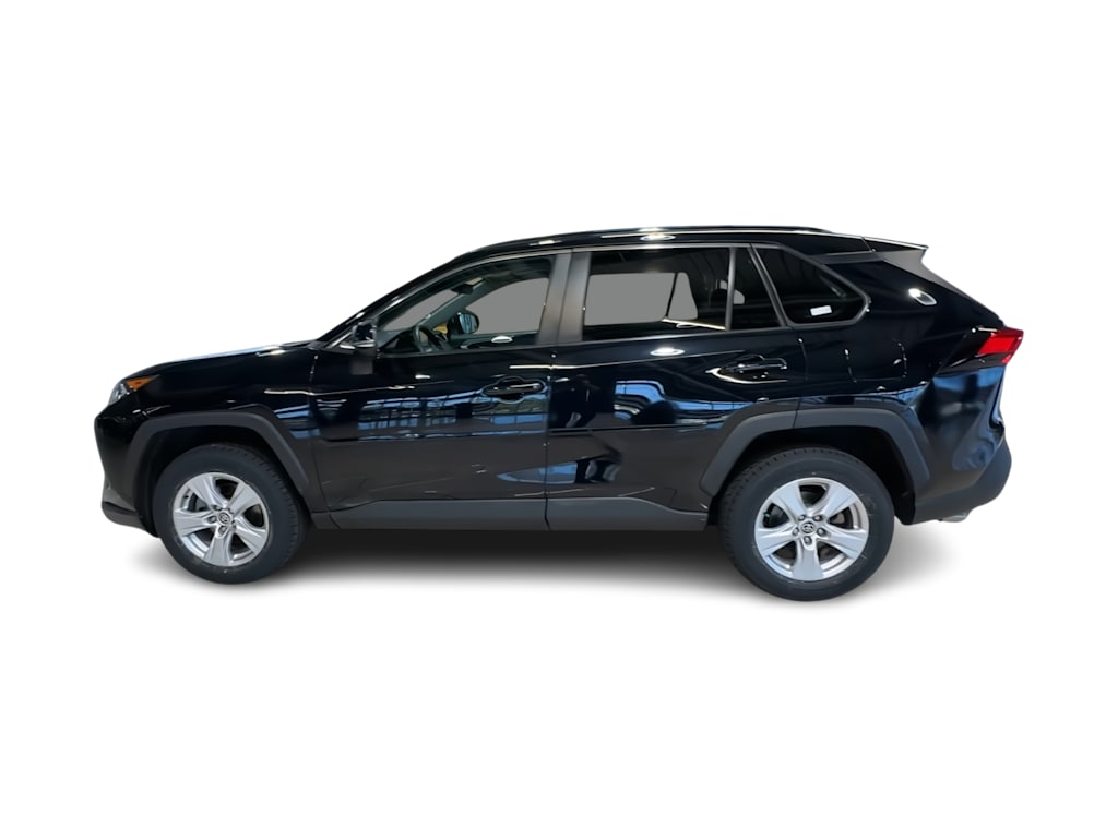 Thumbnail: 2021 Toyota RAV4 - 23