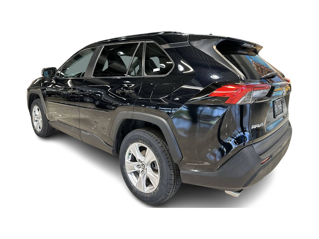Thumbnail: 2021 Toyota RAV4 - 28