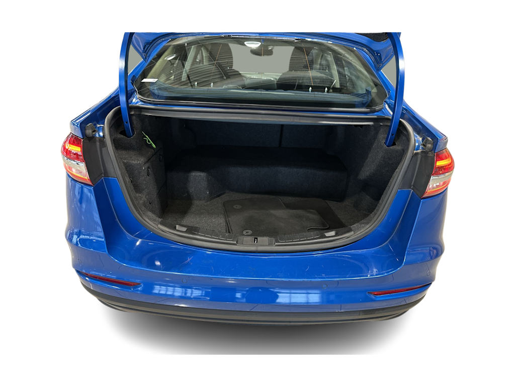 Thumbnail: 2019 Ford Fusion - 17