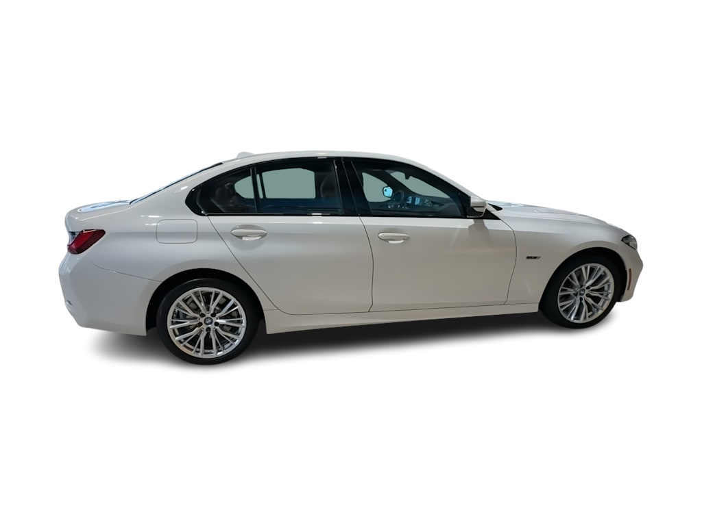 Thumbnail: 2023 BMW 3 Series - 26