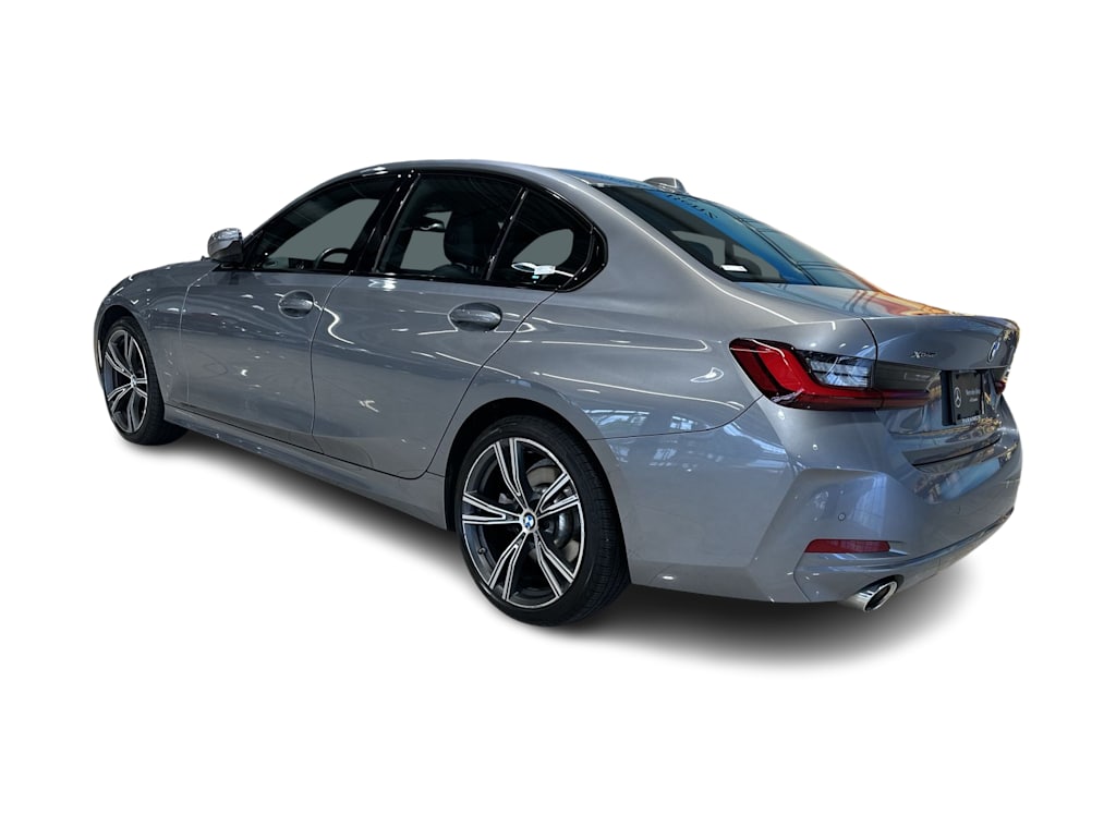 Thumbnail: 2023 BMW 3 Series - 4