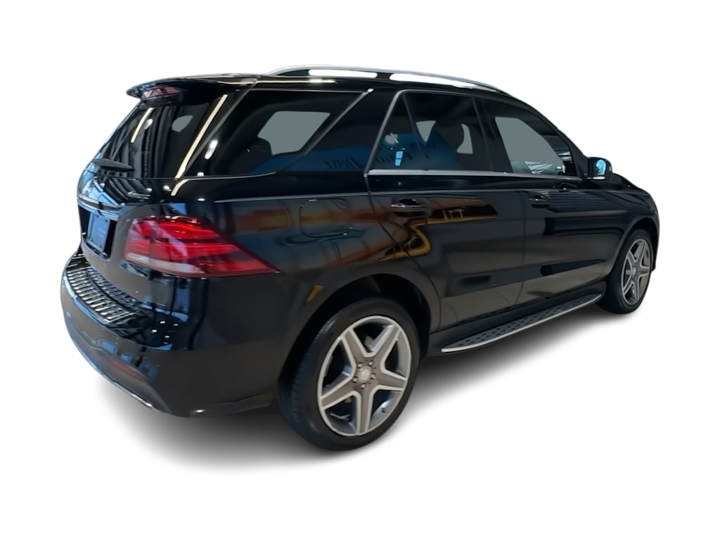 Thumbnail: 2017 Mercedes-Benz GLE - 24