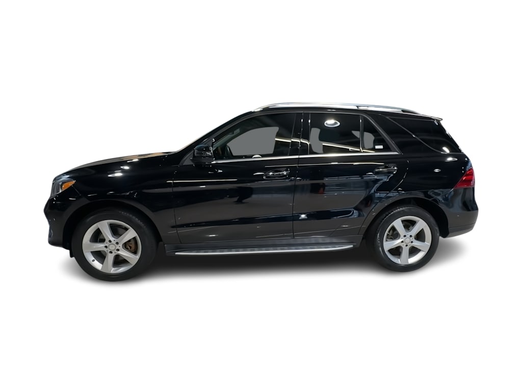 Thumbnail: 2016 Mercedes-Benz GLE - 3