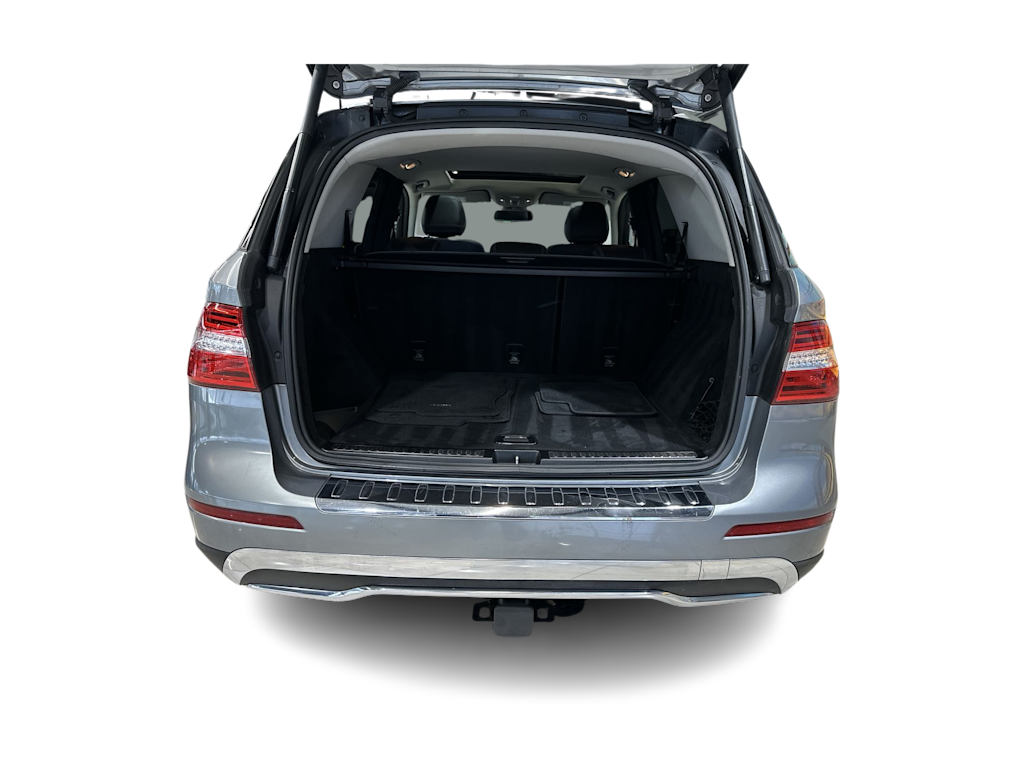 Thumbnail: 2015 Mercedes-Benz M-Class - 16