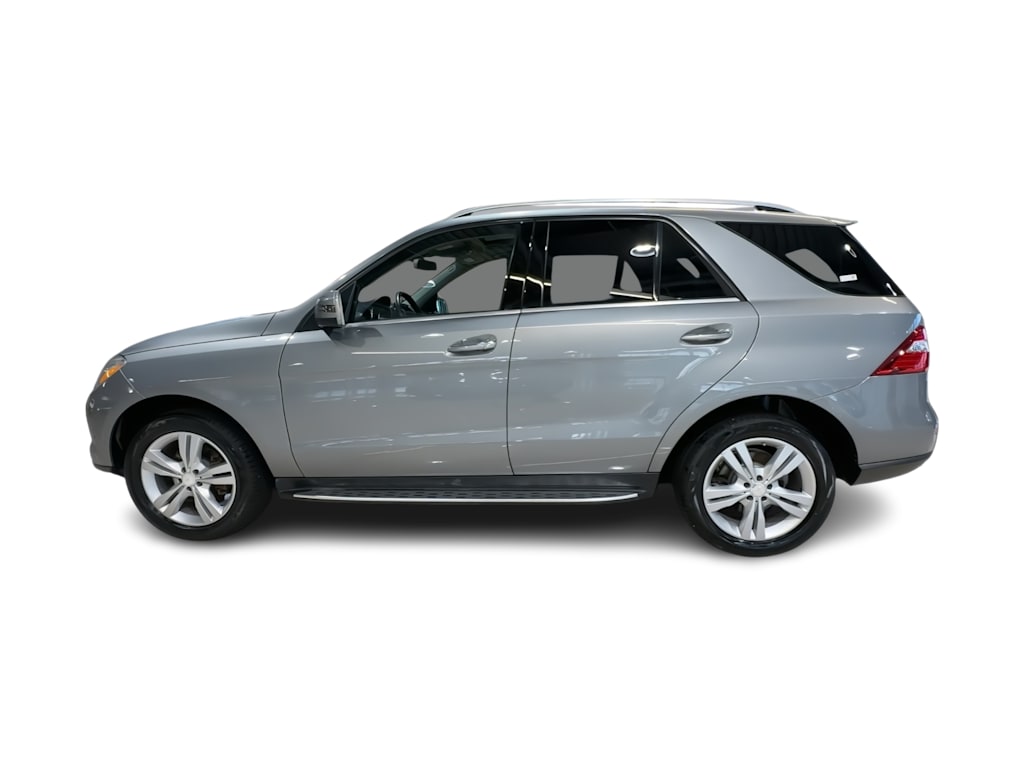 Thumbnail: 2015 Mercedes-Benz M-Class - 22