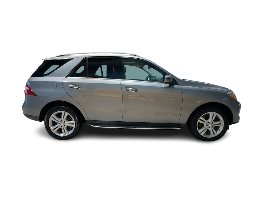 Thumbnail: 2015 Mercedes-Benz M-Class - 27