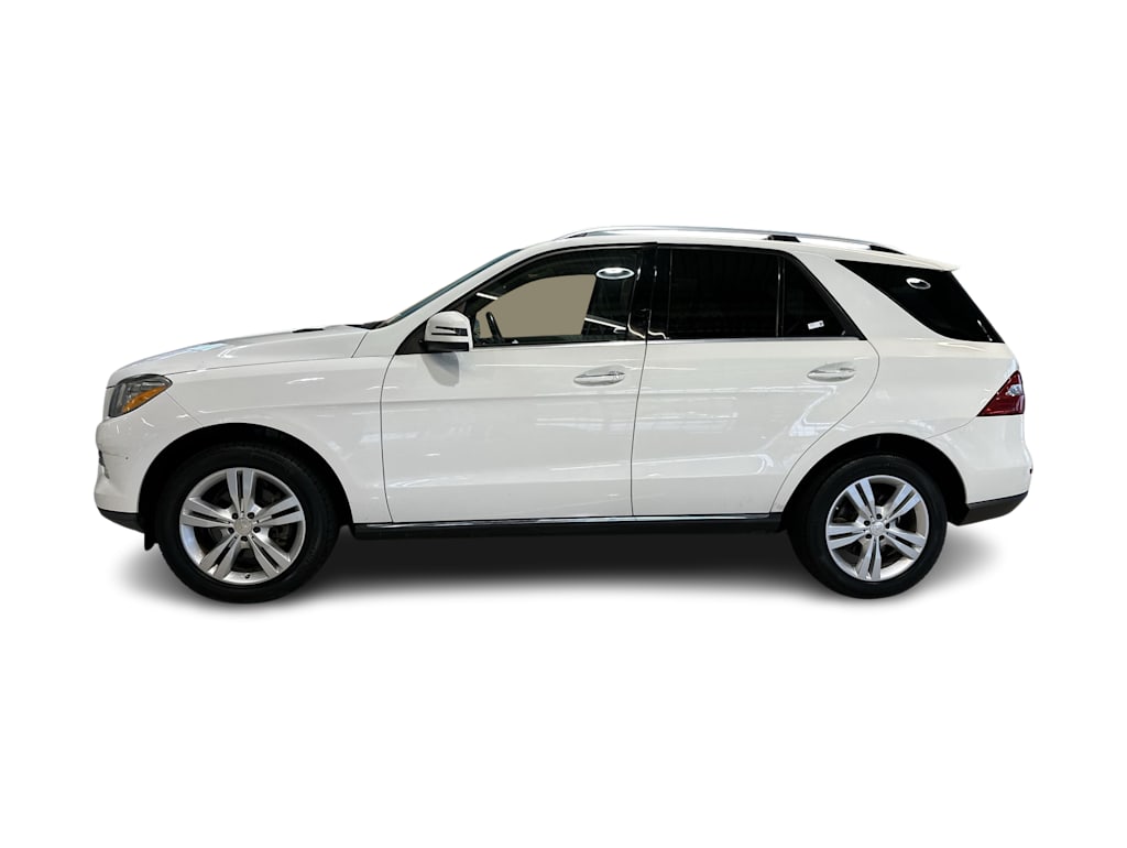 Thumbnail: 2015 Mercedes-Benz M-Class - 27