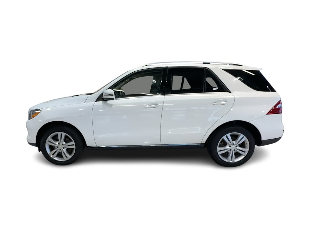 Thumbnail: 2015 Mercedes-Benz M-Class - 21