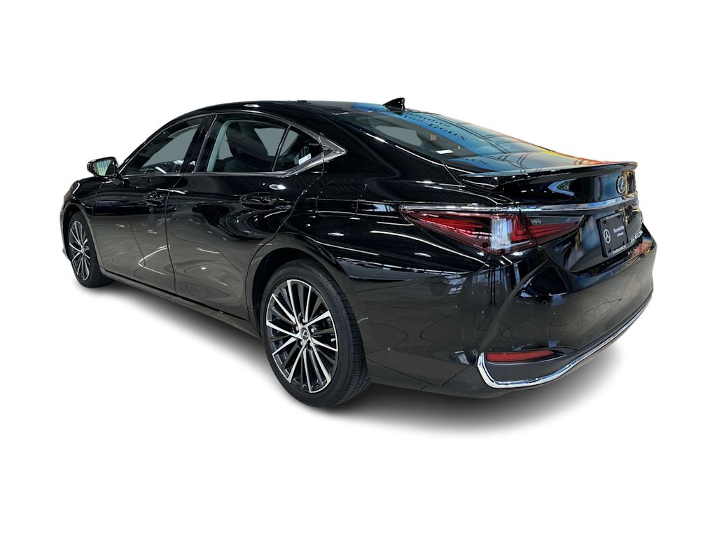 Thumbnail: 2023 Lexus ES - 4