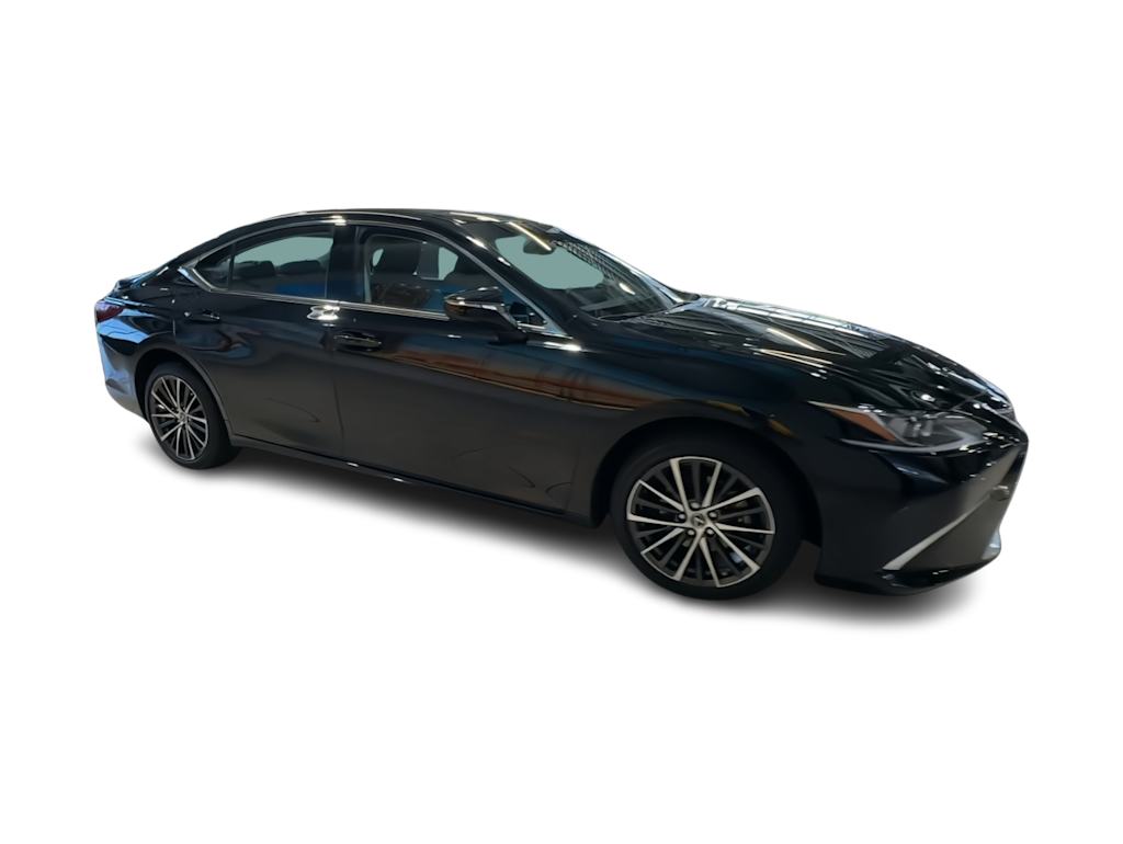 Thumbnail: 2023 Lexus ES - 28