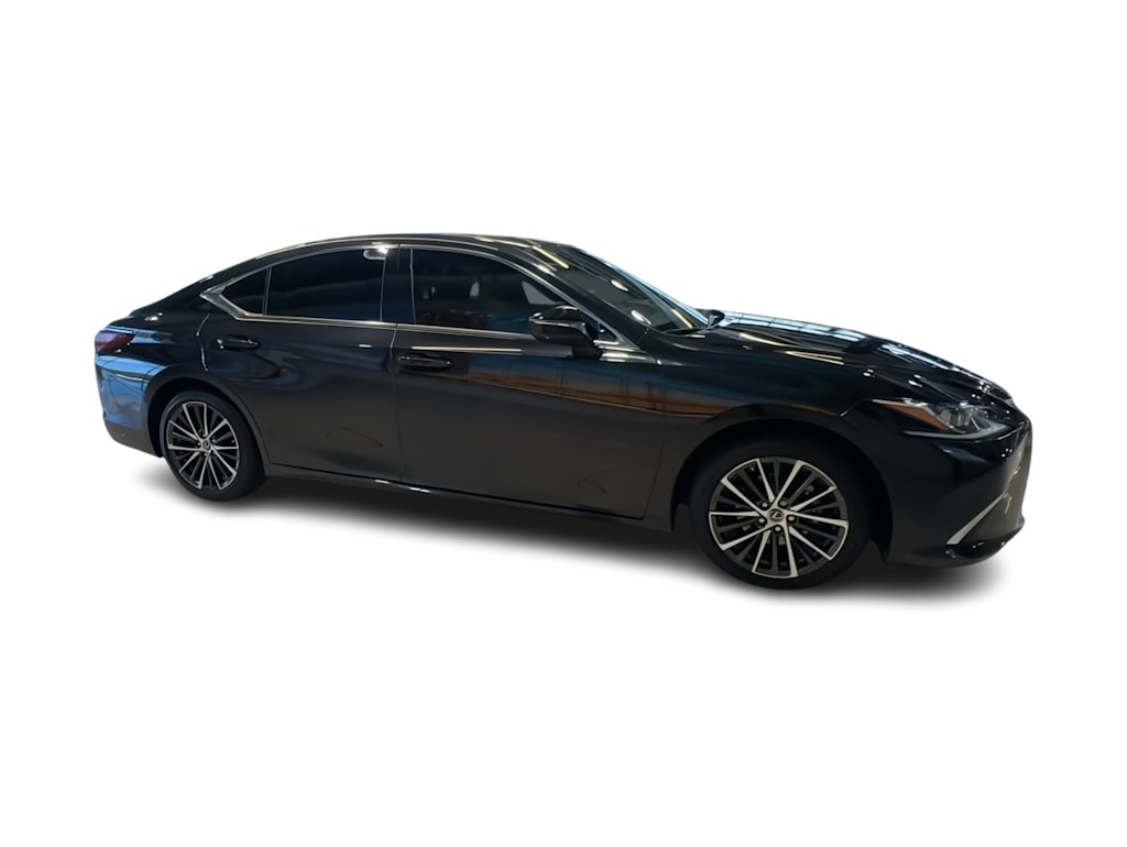 Thumbnail: 2024 Lexus ES - 28