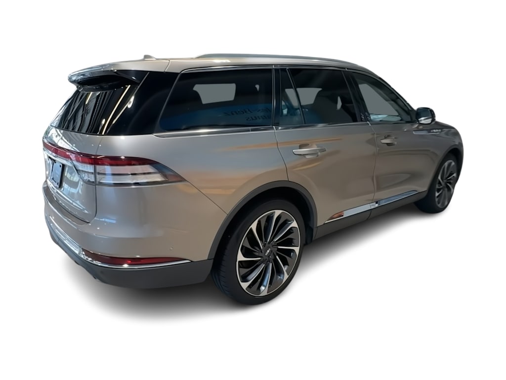 Thumbnail: 2020 Lincoln Aviator - 25