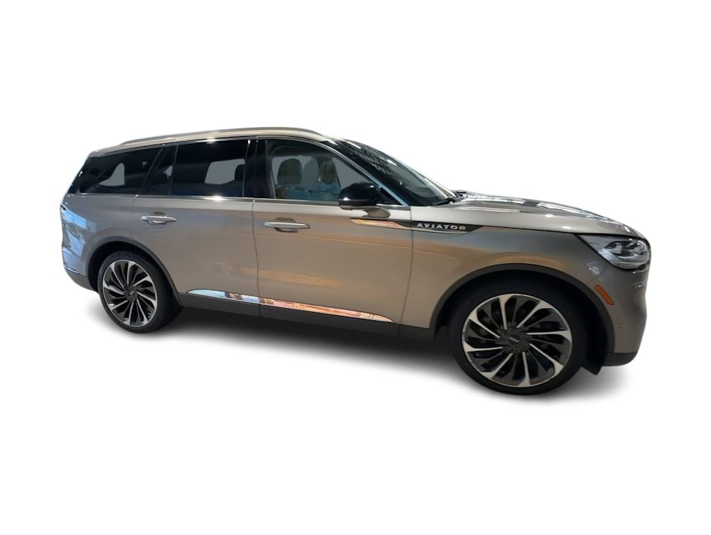 Thumbnail: 2020 Lincoln Aviator - 27