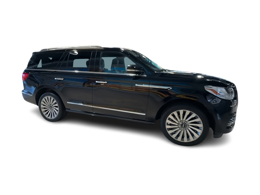 Thumbnail: 2018 Lincoln Navigator - 25