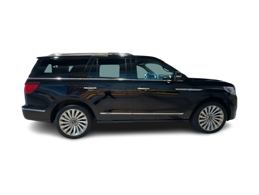 Thumbnail: 2018 Lincoln Navigator - 24