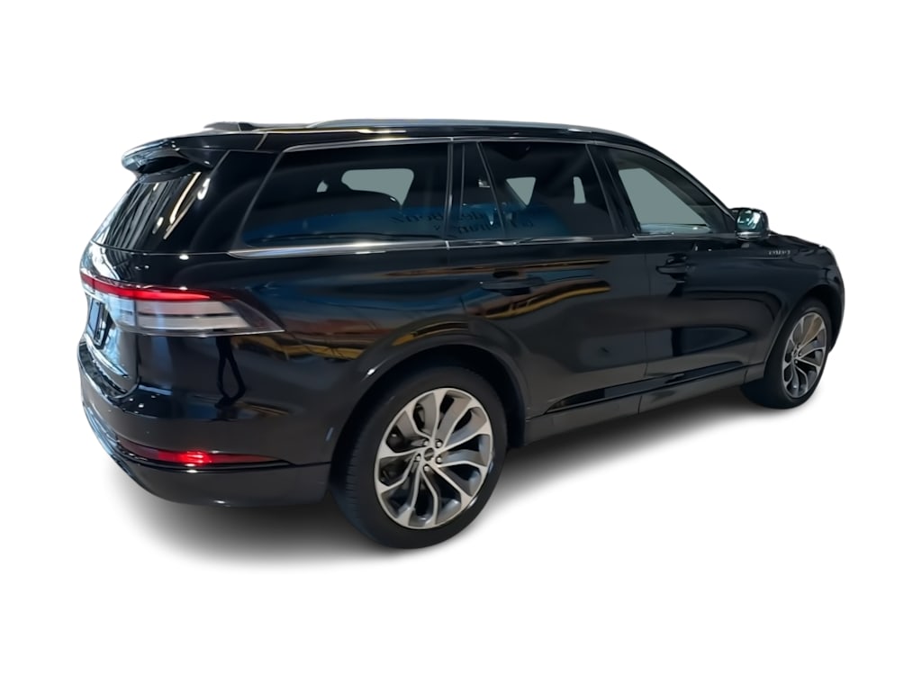 Thumbnail: 2021 Lincoln Aviator - 25