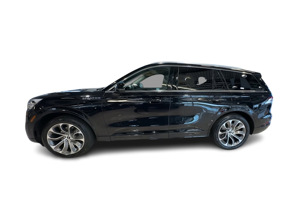 Thumbnail: 2021 Lincoln Aviator - 20