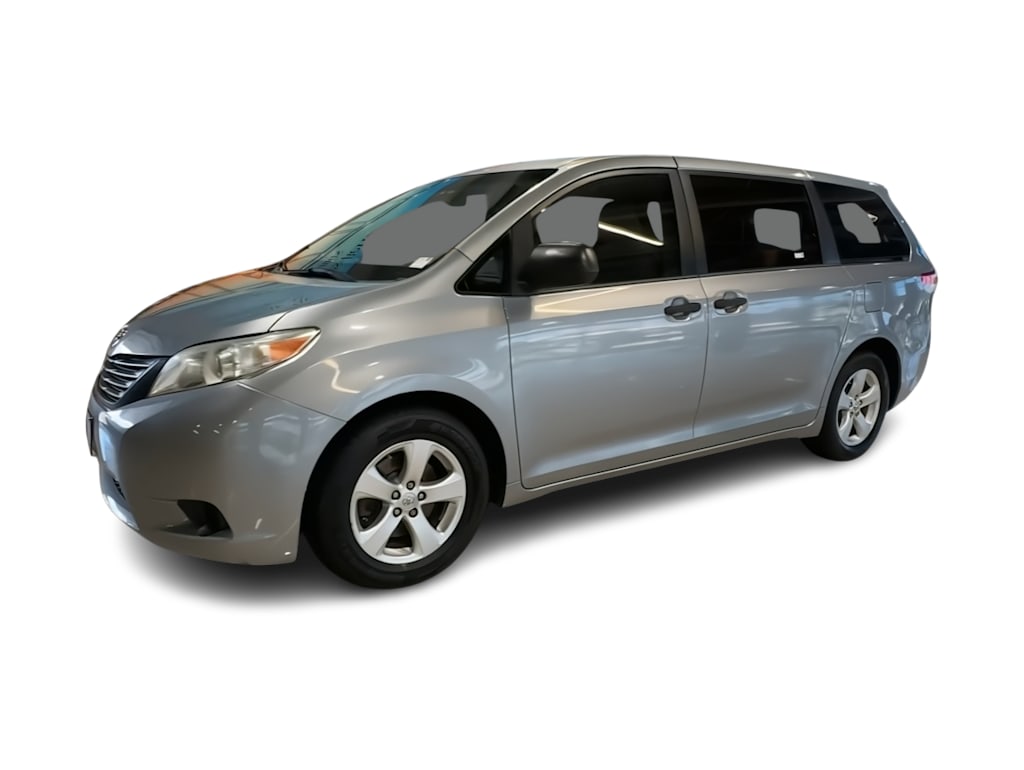 Thumbnail: 2014 Toyota Sienna - 3