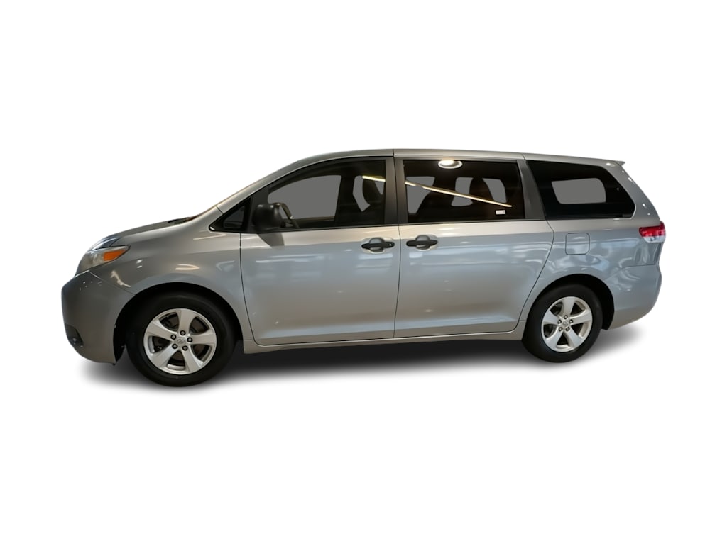 Thumbnail: 2014 Toyota Sienna - 22