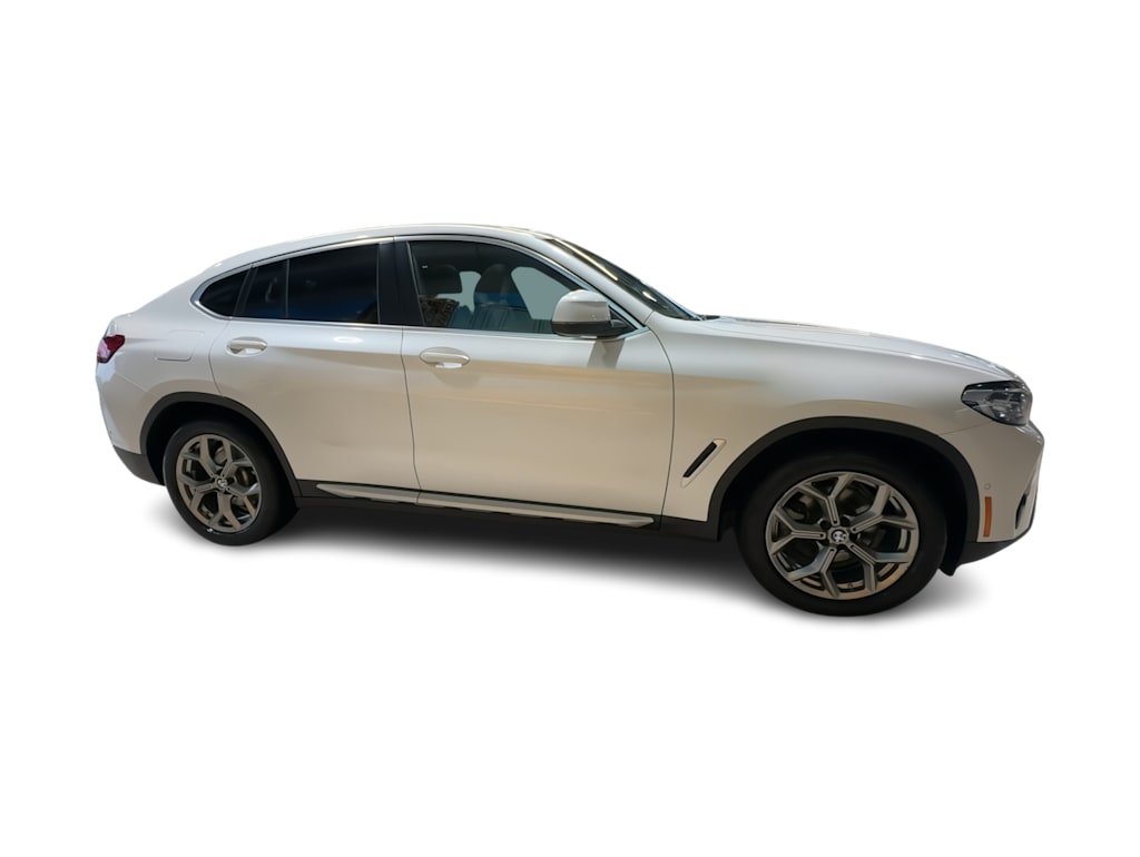Thumbnail: 2023 BMW X4 - 26