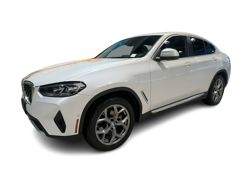 Thumbnail: 2023 BMW X4 - 21